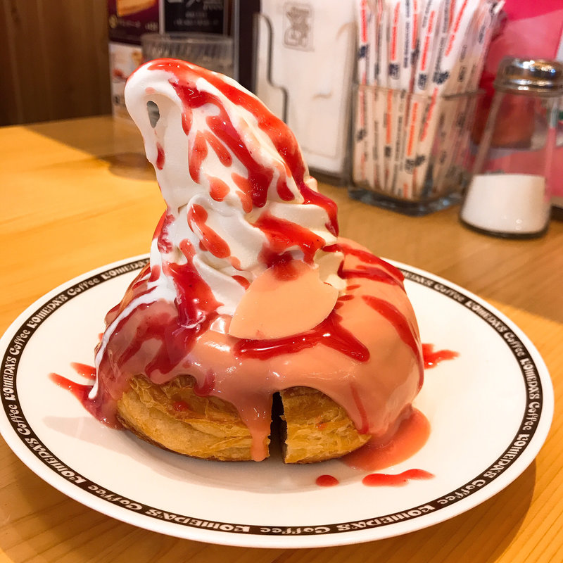 シロノワールいちごチョコ(コメダ珈琲店 鹿島神宮南店 )