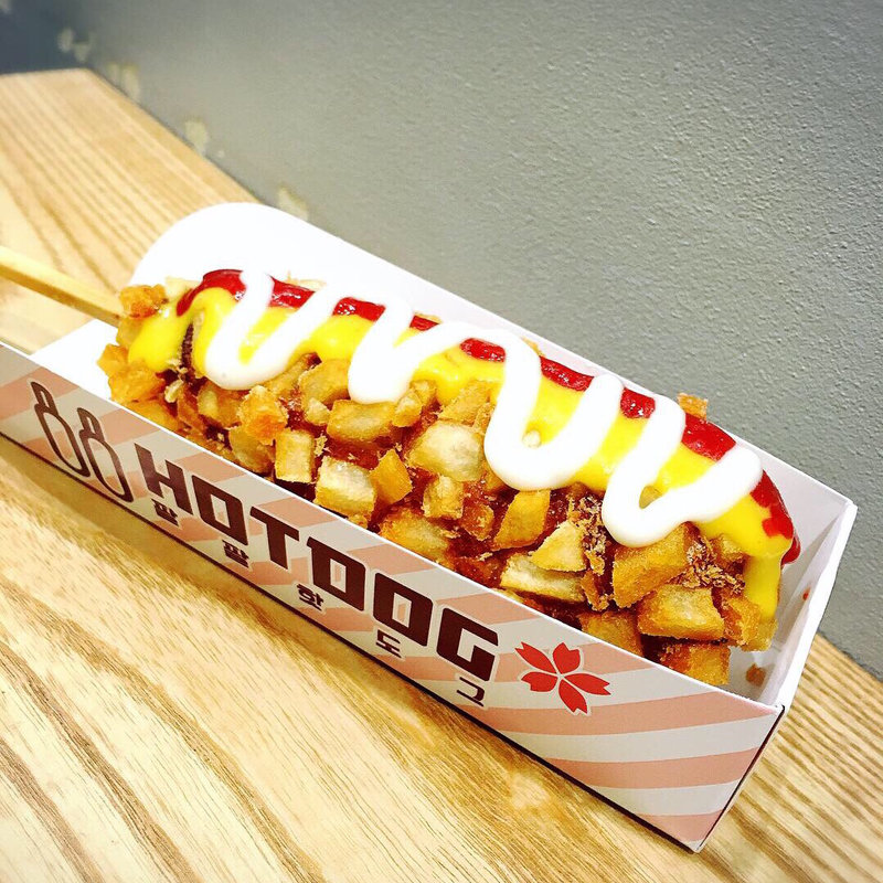 ポテトモッツァレラホットグ(88HOTDOG)