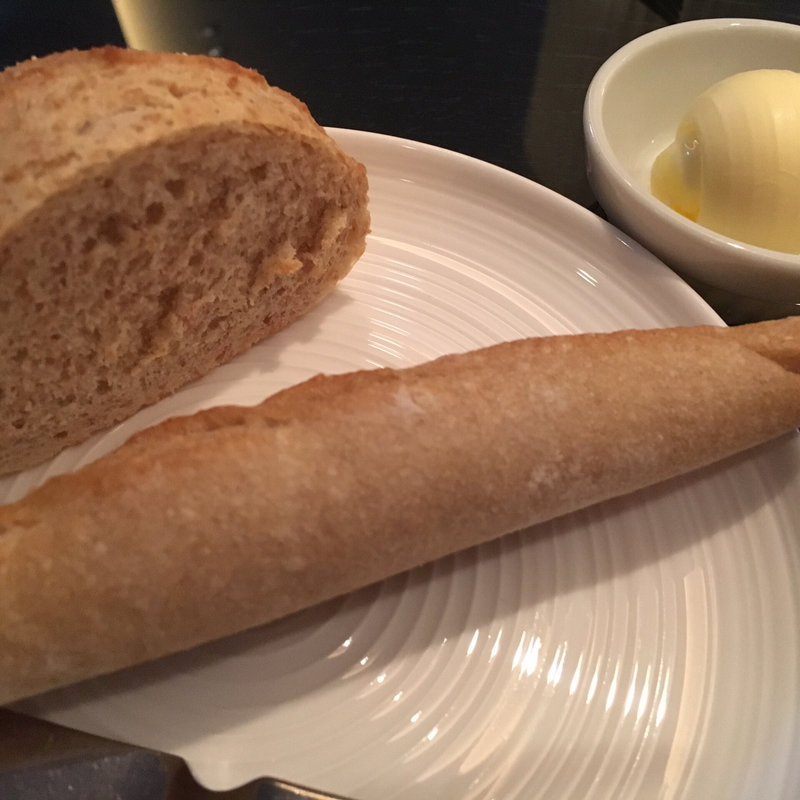 桐生天然酵母パン（黒毛和牛ステーキコース）(エンターテイメントグリル&バー「SHUN」)