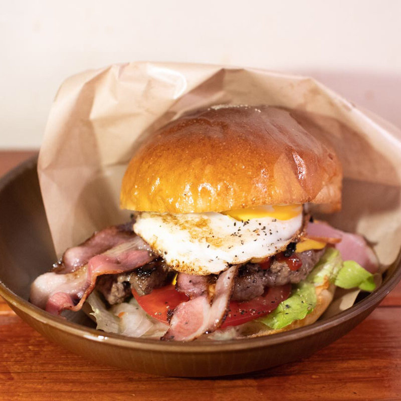 ベーコン&エッグバーガー(BAKERY 燈 LAMP （ベーカリーランプ）)