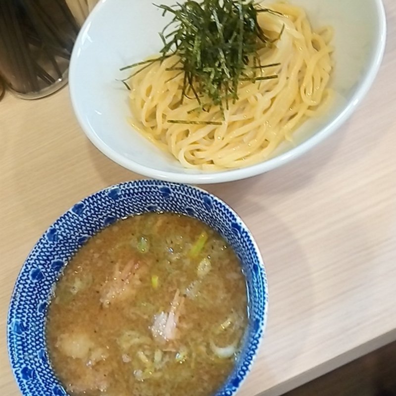 魚介だしつけ麺(塩豚骨らーめん たちひら)