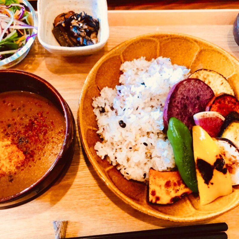生姜黒糖焼き野菜たっぷりカレー(黒糖茶房)