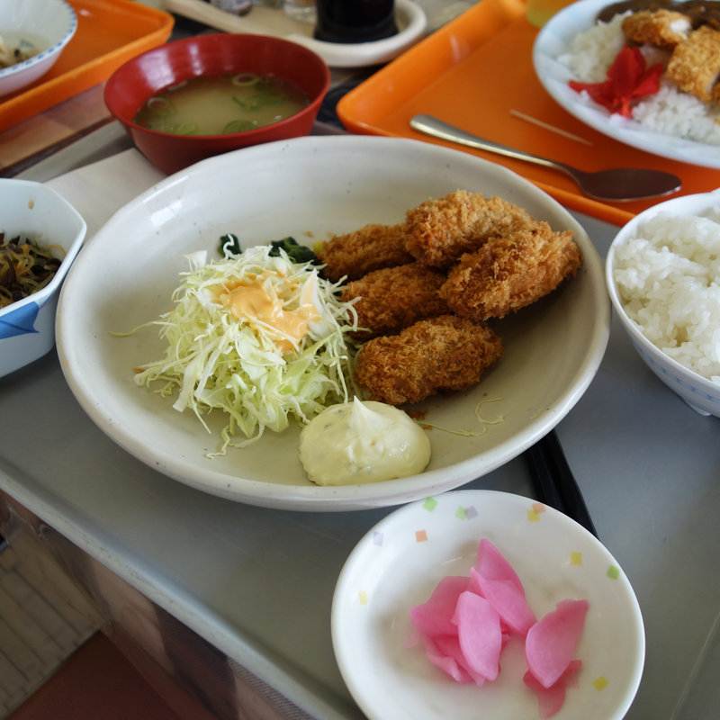 カキフライ定食(福岡市役所 本庁舎 食堂)