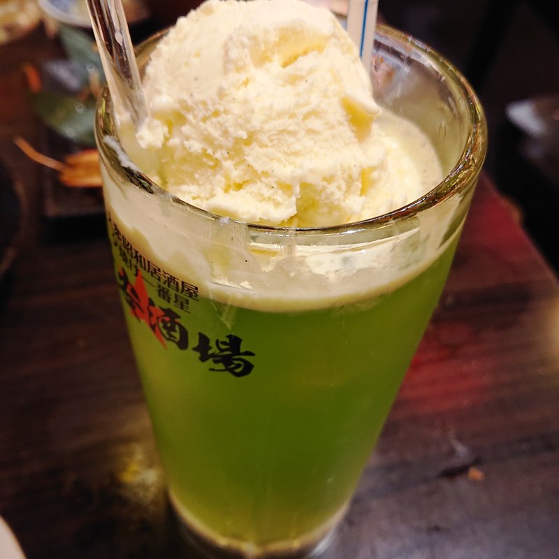クリームソーダ(鶴見酒場)