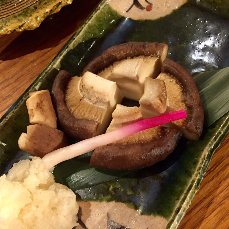 特大椎茸焼き(いかの墨 新宿南口店)