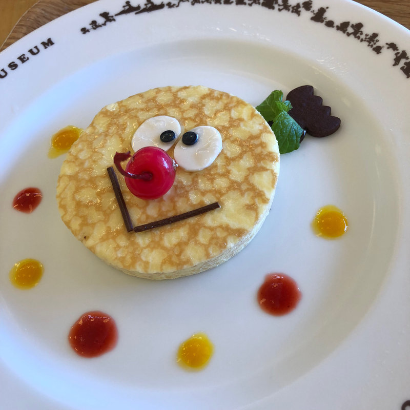 コロ助ミルクレープケーキ(藤子・Ｆ・不二雄ミュージアムカフェ )