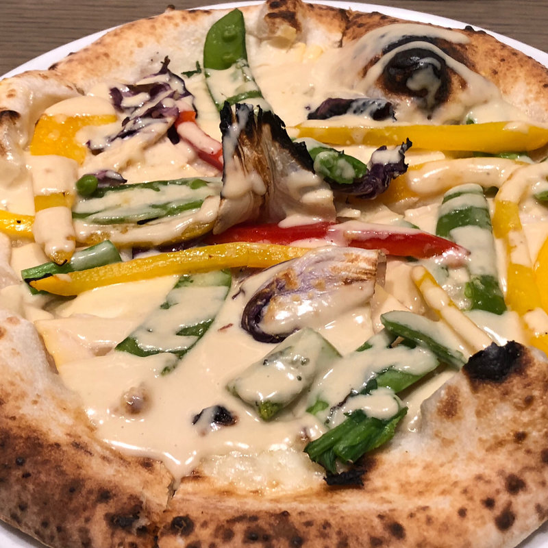 旬の野菜のバーニャカウダピザ(IL PINOLO PIZZA BAR 富士見)