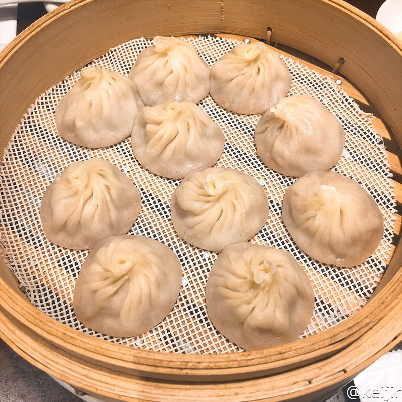 小籠包 10個(京鼎樓（ジンディンロウ） 恵比寿本店)