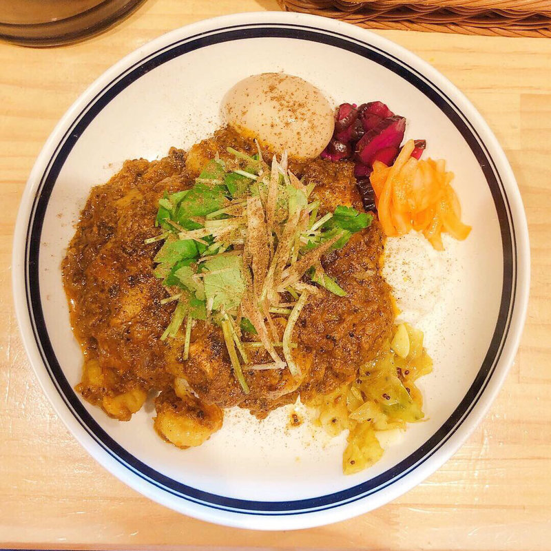 鯖キーマ エビ、チーズ、コショウトッピング(カレーライス専門店 ブラザー)