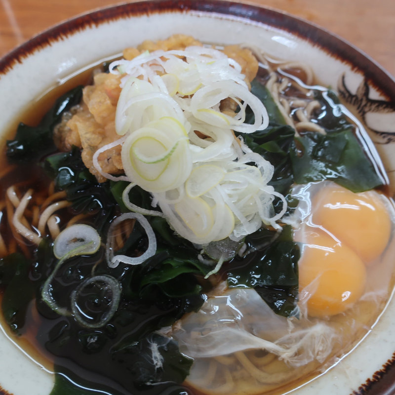 天玉そば(高橋商店 （冨士三屋）)