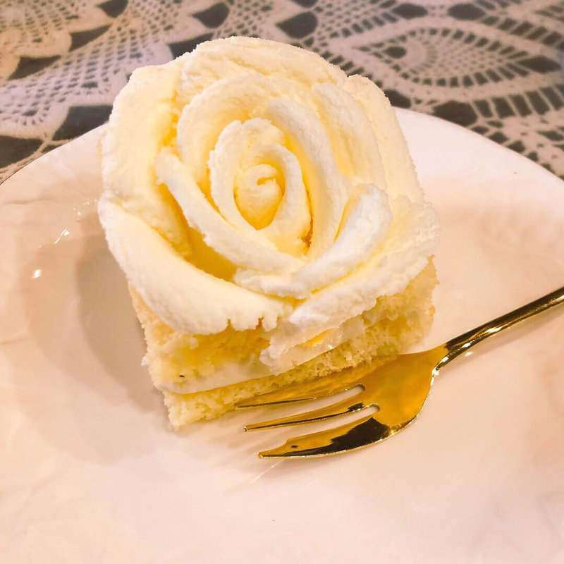 バラのケーキ(びあん香)