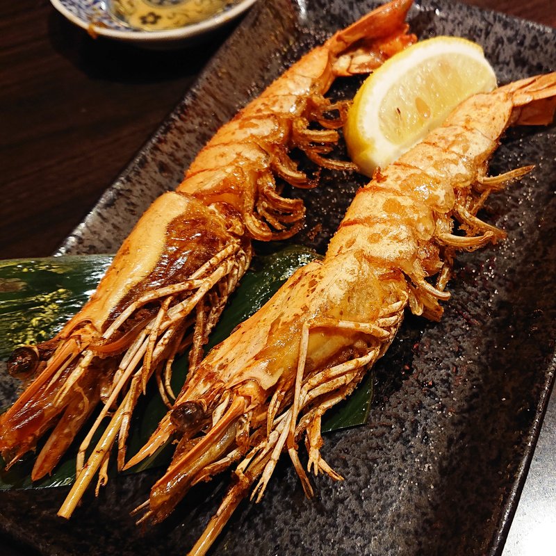 有頭海老姿揚げ2尾(鶴見酒場)