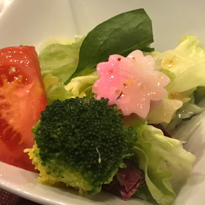 サラダ(アムール )