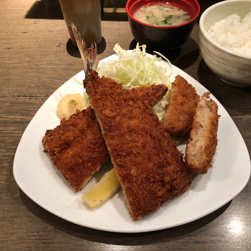 ジャンボアジフライ＆牛すじコロッケ(養老乃瀧 平和台店 )