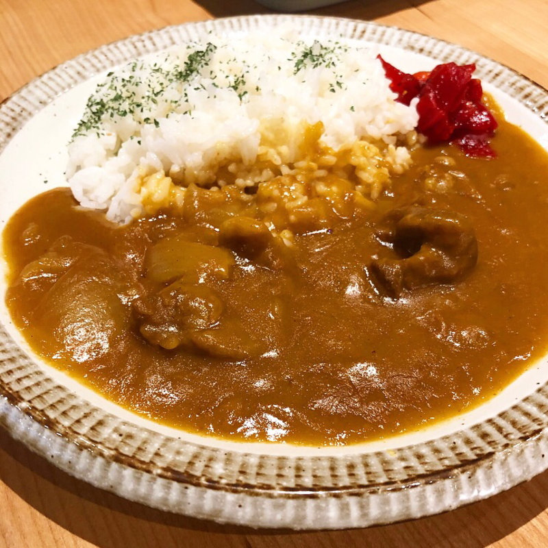 カレー(餃子と煮込み)