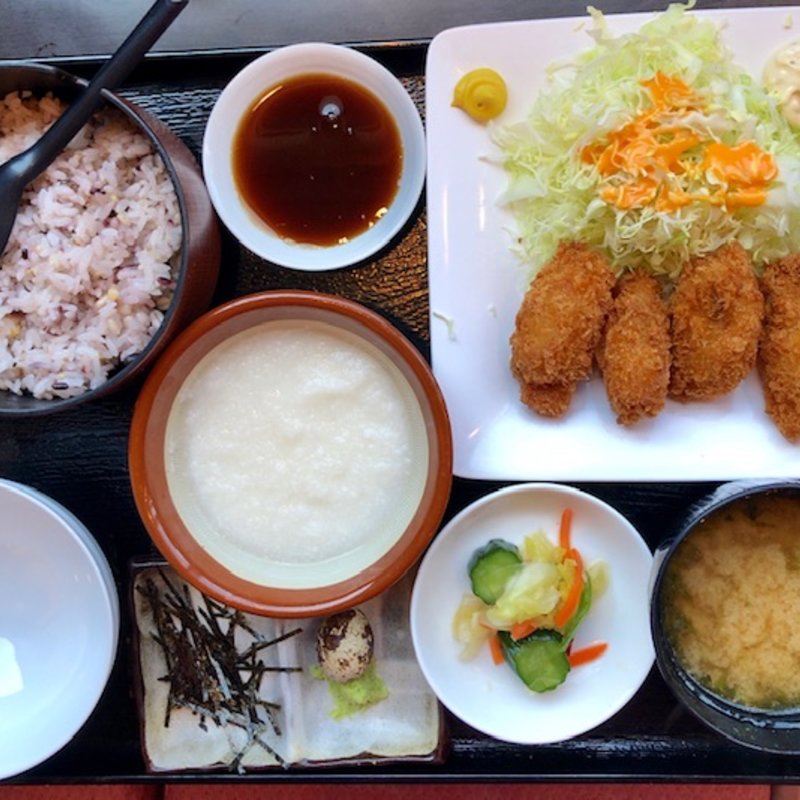 カキフライ定食(湯あがりキッチン 一休 横浜鶴ヶ峰店)