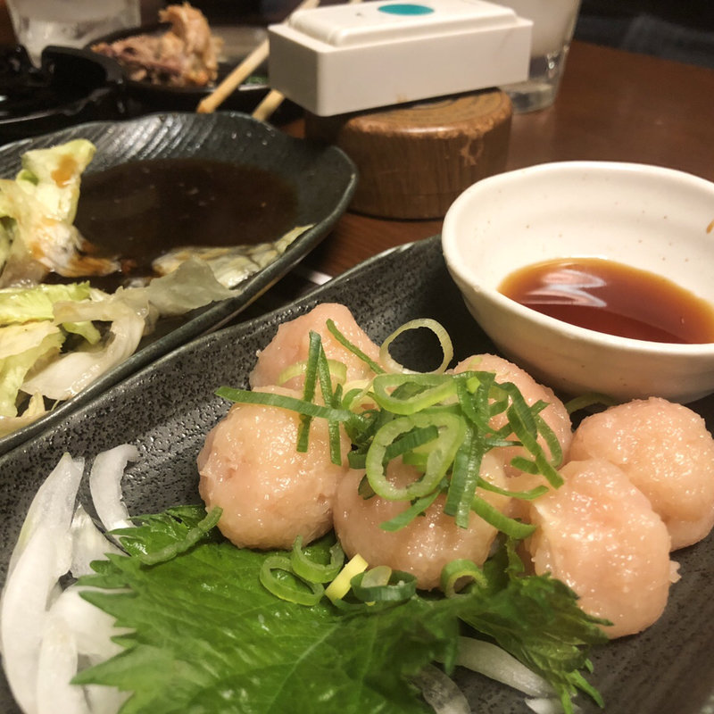 つくねの刺身(やきとり串焼ＭＡＬＩＢＵ)