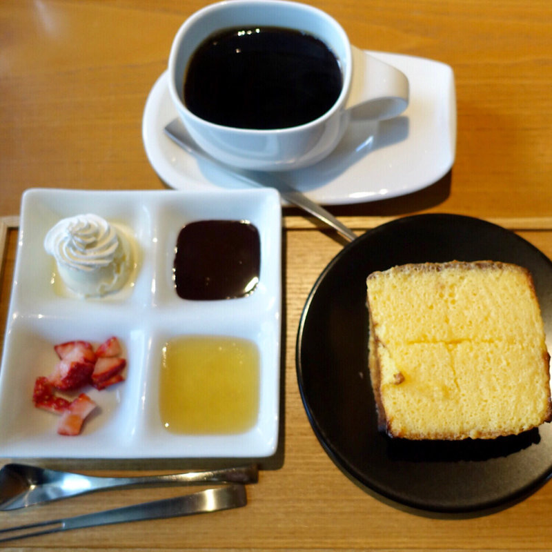 MIRAIカステラ(黒船 自由が丘本店)