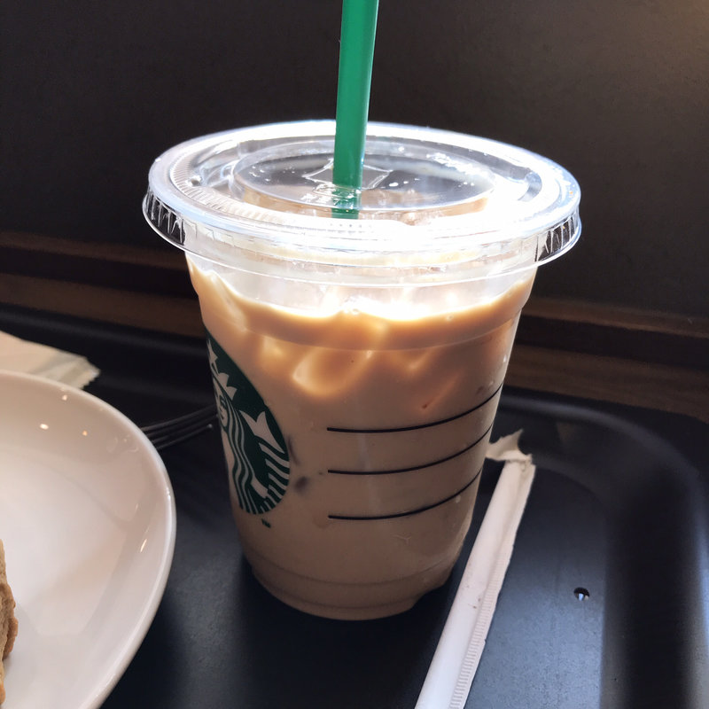 スターバックスラテ(スターバックスコーヒー 鶴川店)