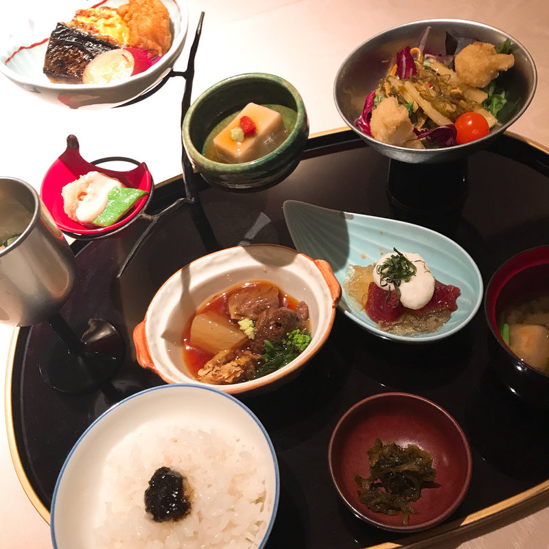 (なだ万茶寮 渋谷店)