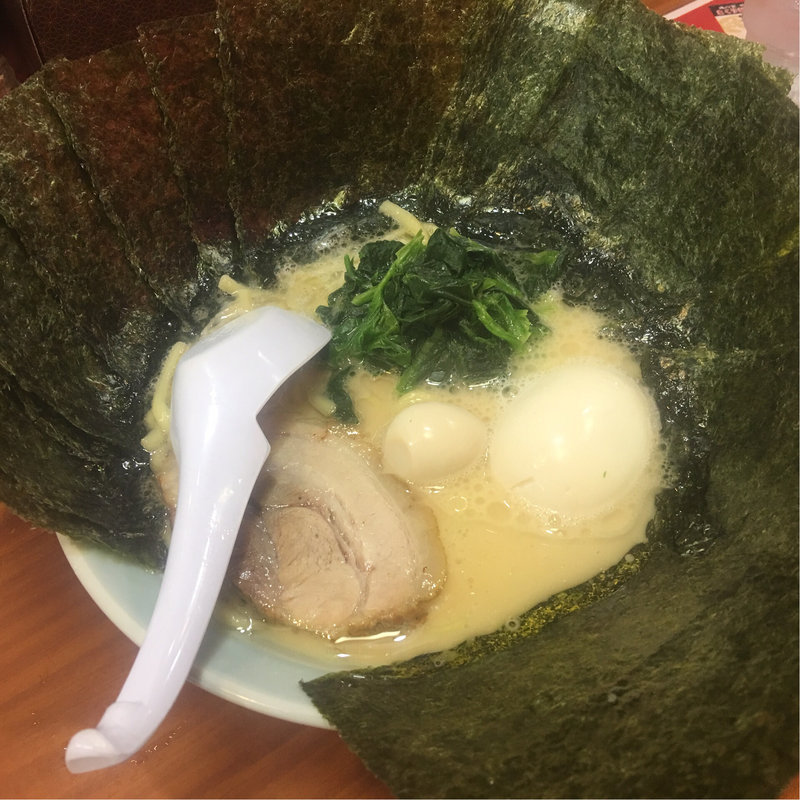 味玉らーめん(横浜家系ラーメン 目黒 魂心家)