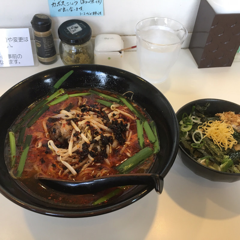 鶏辛ラーメン (中辛)替え飯付き(福助 )