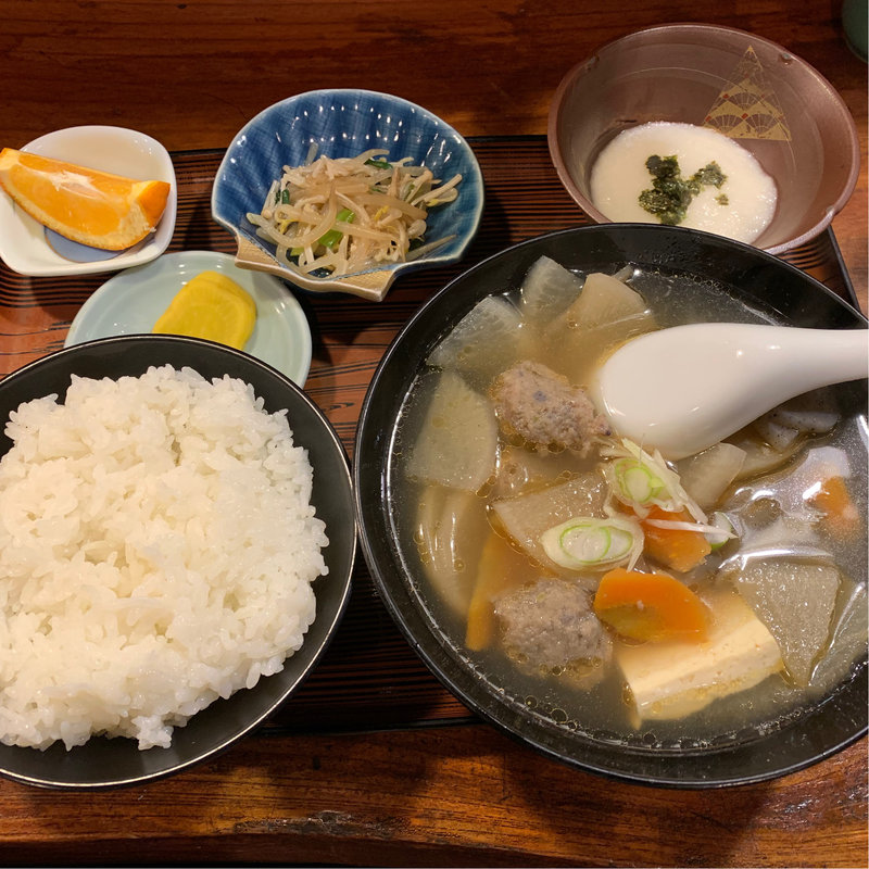 ちゃんこ汁定食＋とろろ(宮登 （みやのぼり）)
