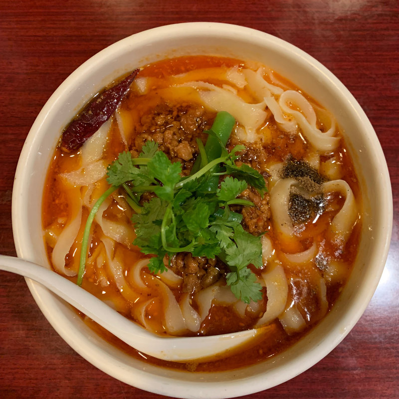 麻辣刀削麺（ランチメニュー）(餃子の郷)