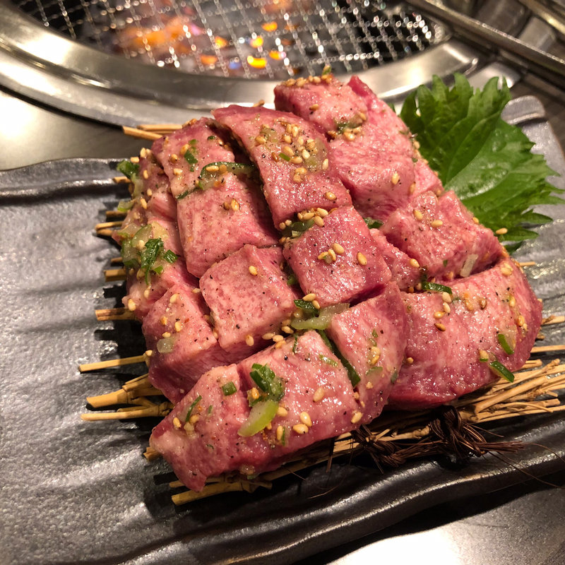 厚切り牛タン(焼肉 オモニ)