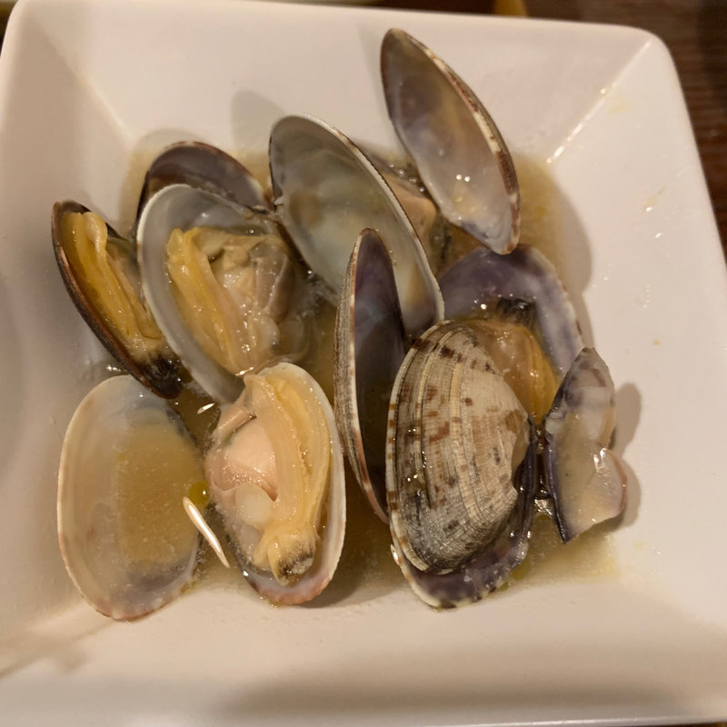 アサリ酒蒸し(ハチミツボタン )