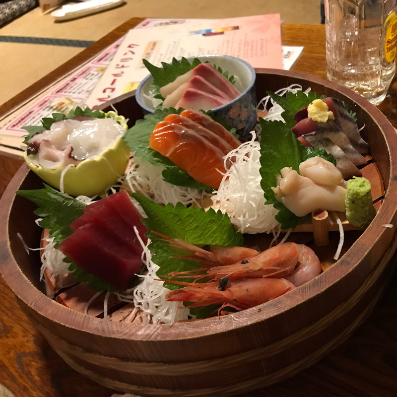 刺身盛り合わせ(あきよし )