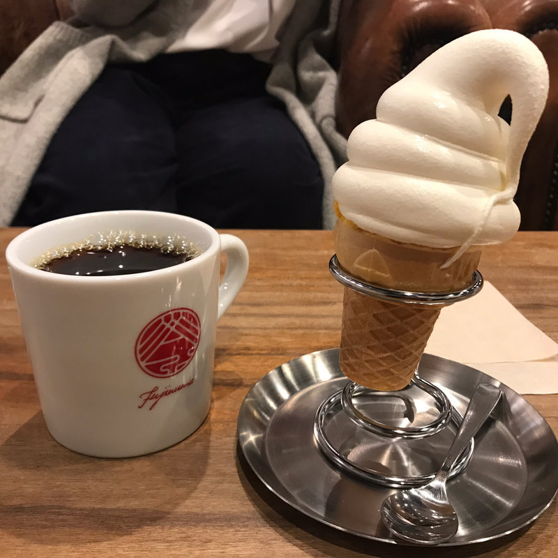 (カフェ フジヌマ （Cafe FUJINUMA）)