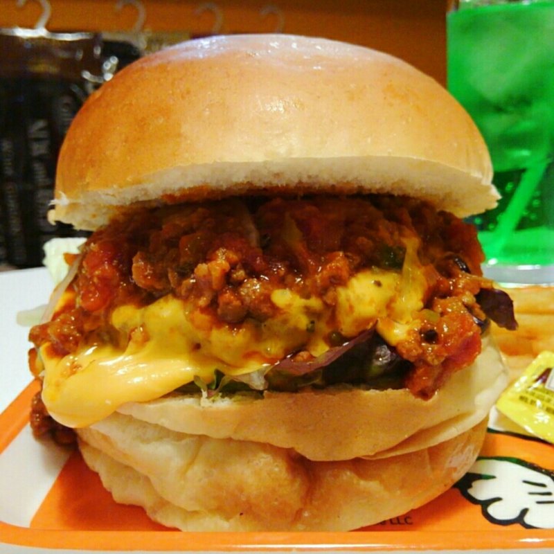 チーズバーガー＋ミートソース(アメリカンポップカフェ ビッグベリーマン 東大阪店)