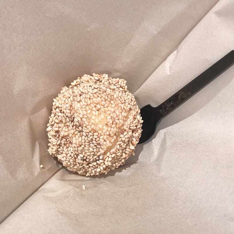 ザクザク衣のごまアイス天ぷら しろ天(GOMAYA KUKI)