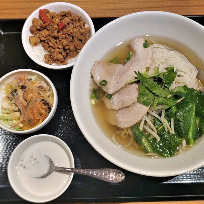 鶏のメン(バンコクスパイス 中目黒店 )