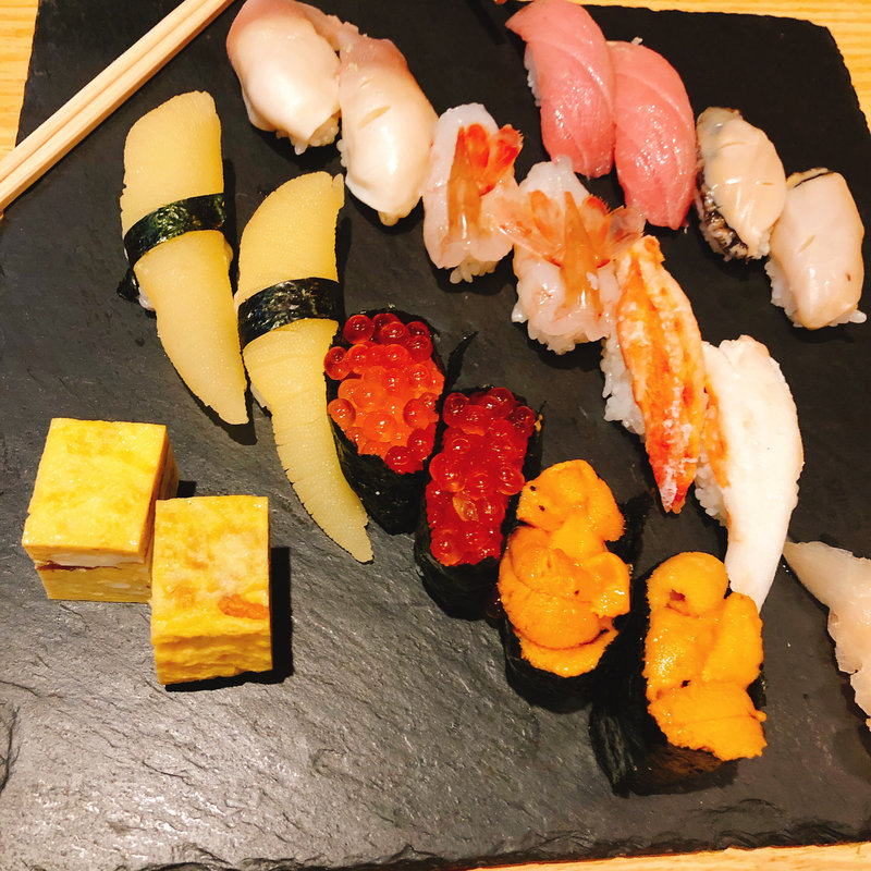 握り おまかせ(天金 本店)