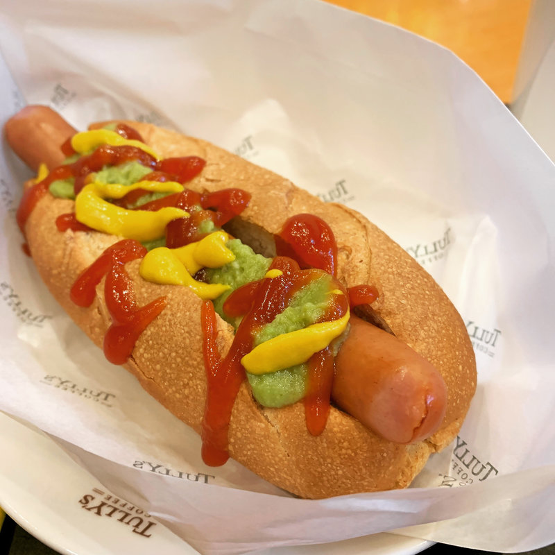 ボールパークドックアボカド(タリーズコーヒー 梅田茶屋町MBS店)