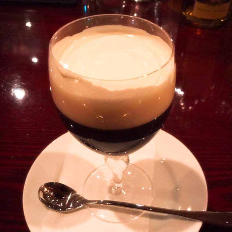 アイリッシュコーヒー(main Bar BRAS d'or （メイン バー ブラドール）)