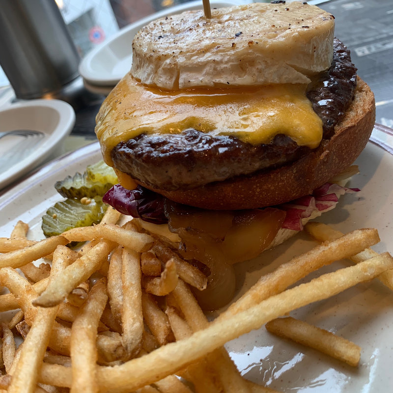 スーパーチーズバーガー(J.S. BURGERS CAFE 原宿店)