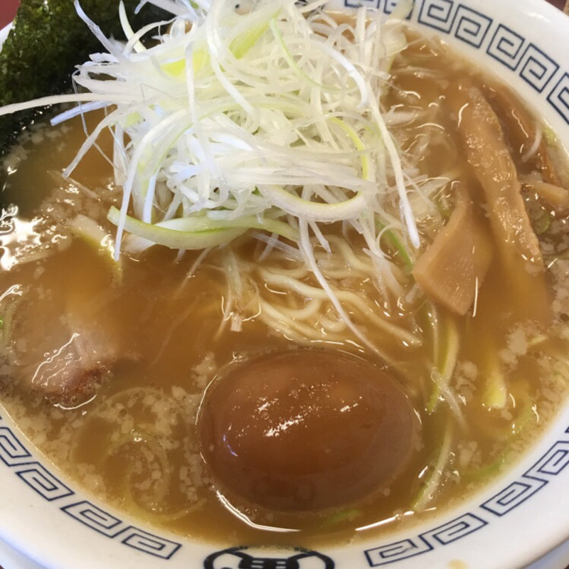 寅そば 玉子トッピング 豚骨醤油ラーメン(寅そば)
