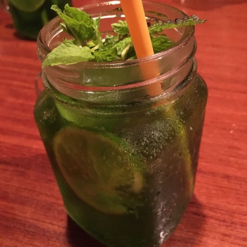 抹茶モヒート(馬肉料理と蒸し野菜 型無夢荘(かたなしむそう))