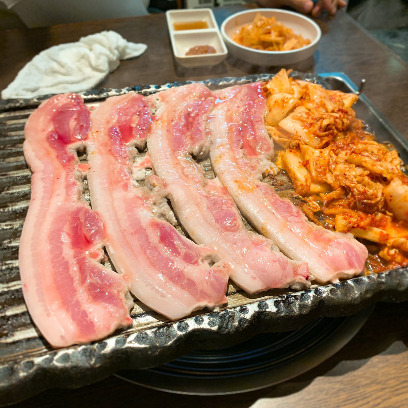 サムギョプサル食べ飲み放題(とことんちゃん )