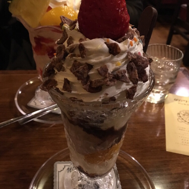 チョコレートパフェ(カフェ・ムジカ)