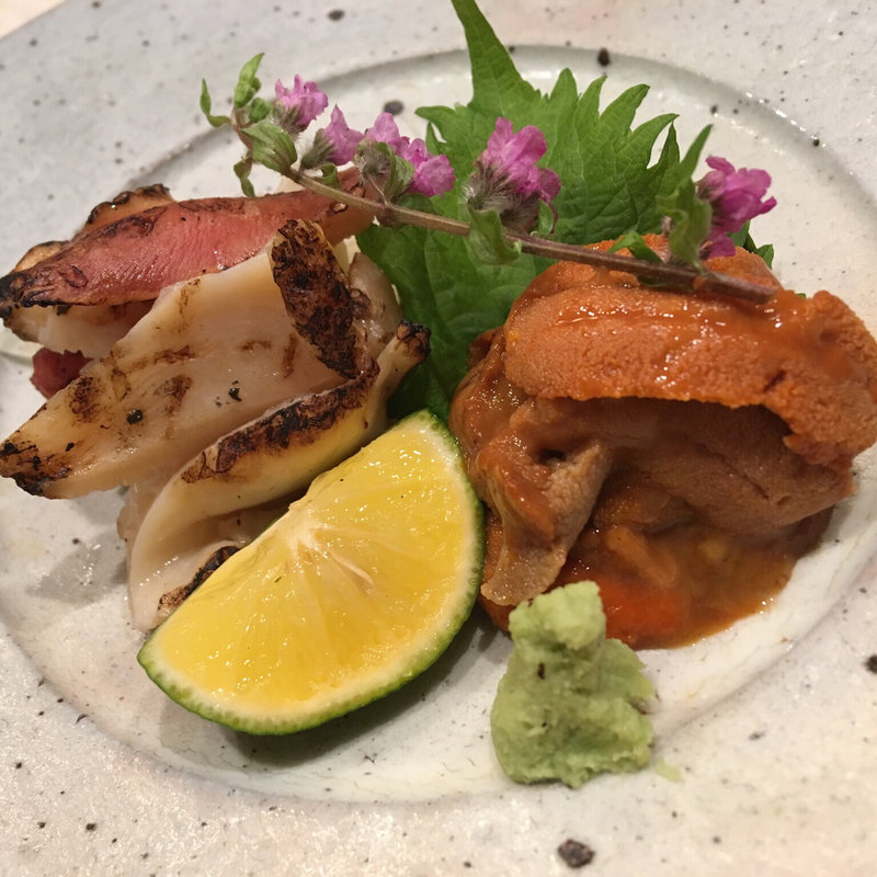 炙りホッキ貝とウニのつまみ(銀座 しまだ)