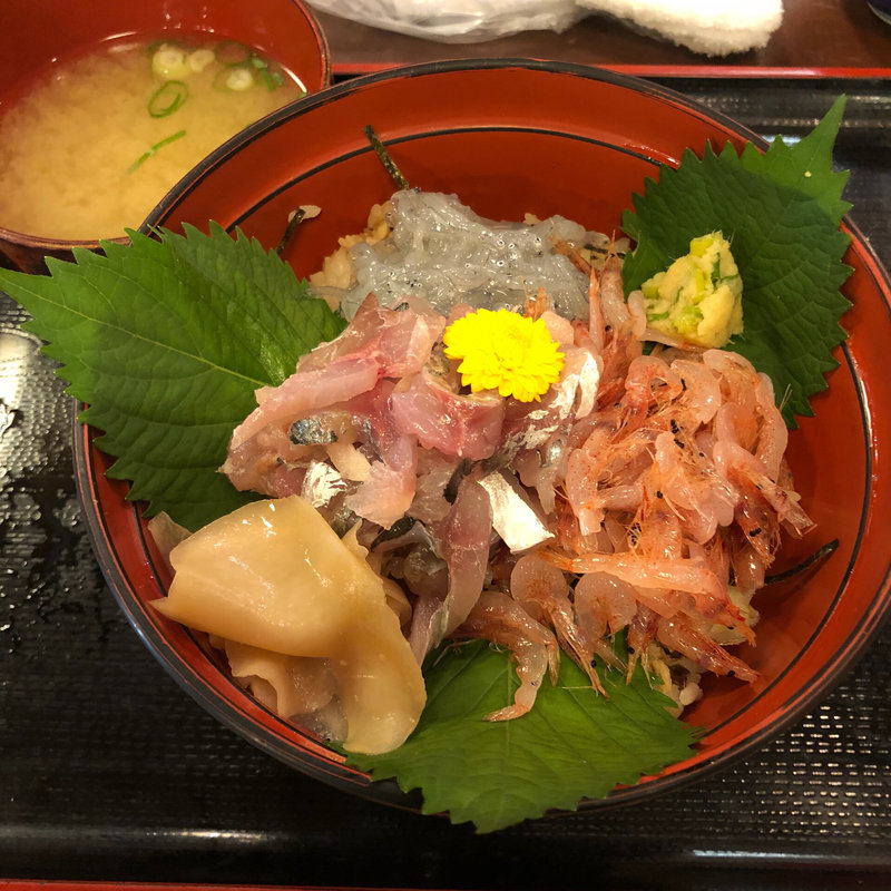 ぬまづ丼(かもめ丸)