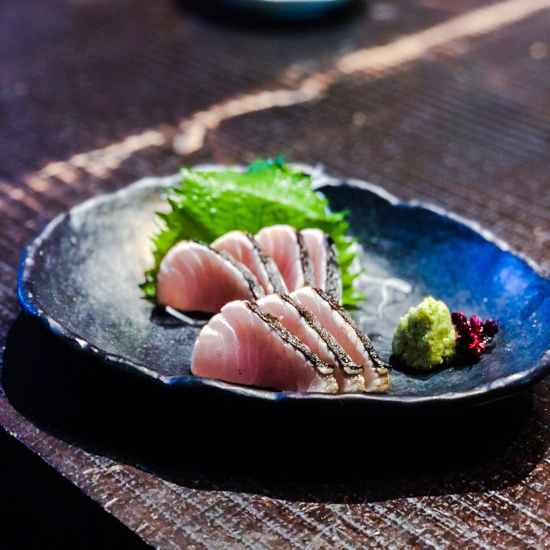 さわらの炙り(雄屋 わさび)