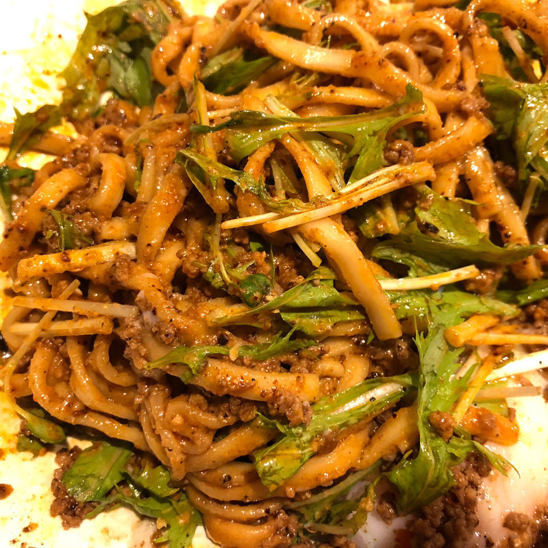 汁無し担担麺 温玉付き(立石担担麺 火のき)