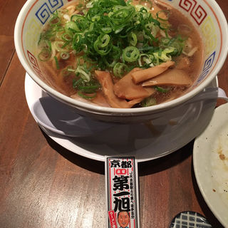 (第一旭)