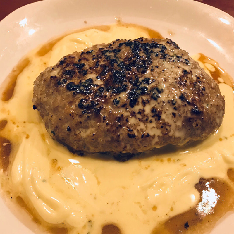 ラム肉のハンバーグ(だるまや 新宿西口店)