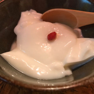 杏仁豆腐(餃子坊　豚八戒)